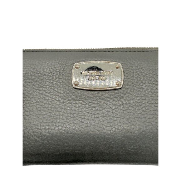 Michael Kors Jet Set Continental Wallet in Gray Pebbled Leather w/ Silver Hardwa - Picture 8 of 10